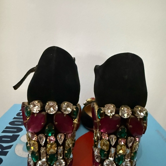 Elegant Black Embellished Heels - Picture 4 of 5